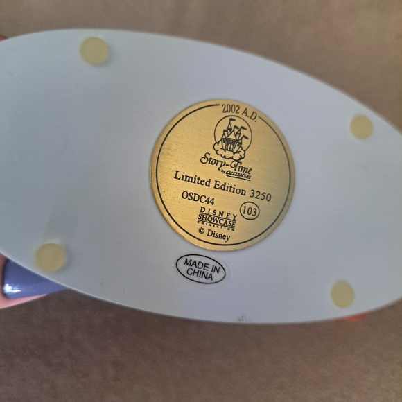 Disney  Showcase  Olszewski Story Time Snow White And The Seven Dwarfs  figurine - Picture 3 of 11